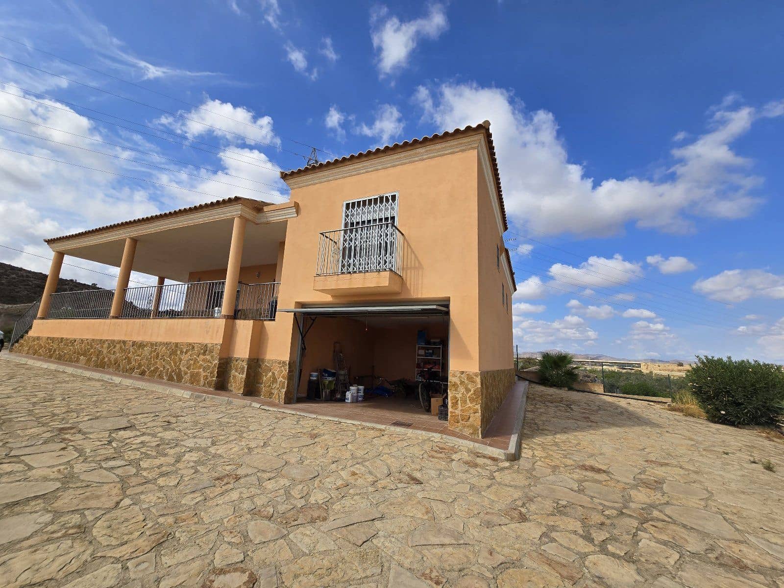 Chalet de 3 habitaciones en Antas en venta con piscina garaje - 699.900 € (Ref: 10170283)