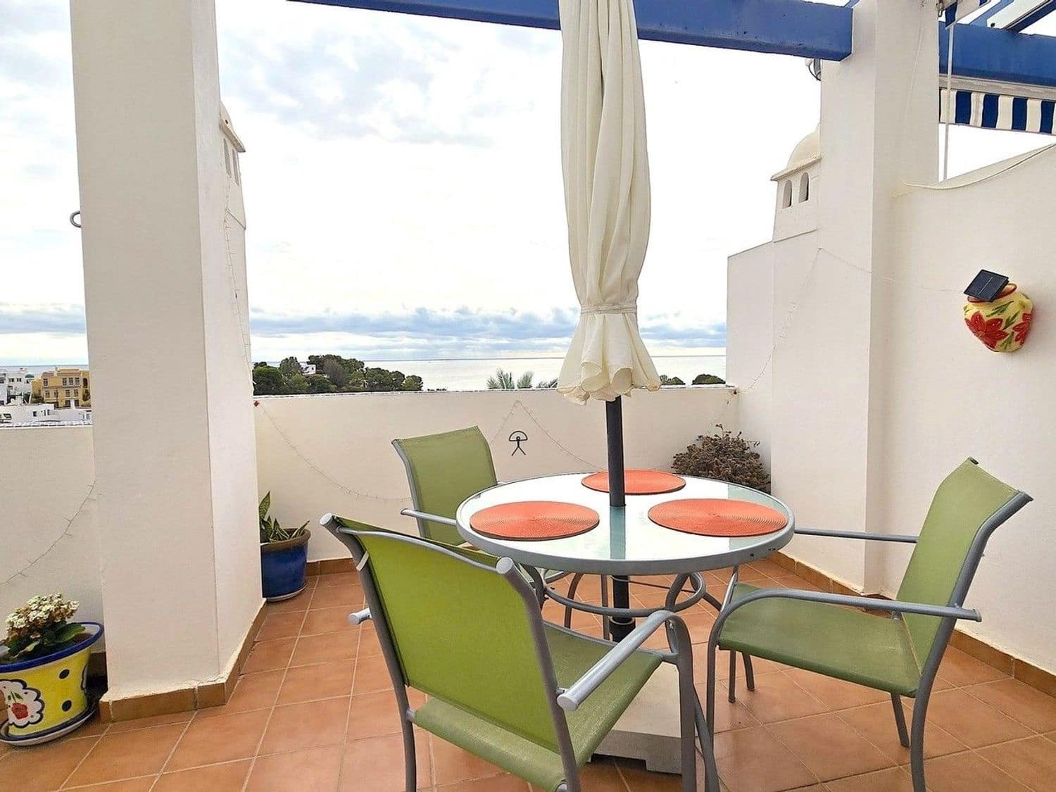 2 soverom Leilighet til salgs i Mojacar med svømmebasseng garasje - € 229 995 (Ref: 10179664)