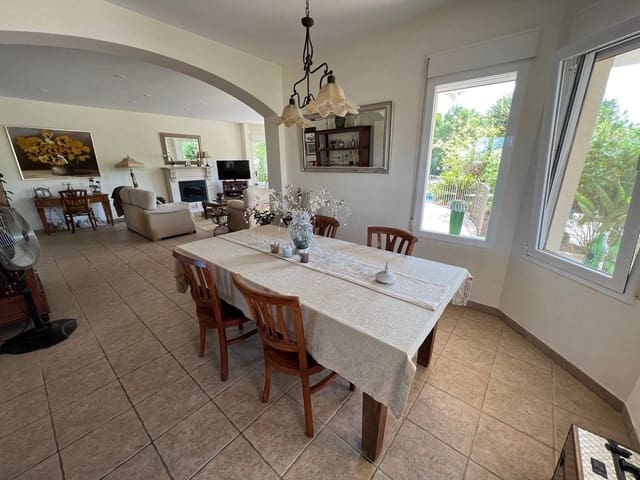 4 sypialnia Willa na sprzedaż w Vera Ciudad, Vera z basenem garażem - 695 000 € (Ref: 7447198)