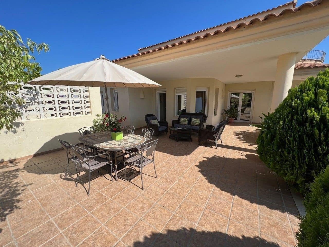 4 slaapkamer Villa te koop in Vera met zwembad garage - € 695.000 (Ref: 7447198)