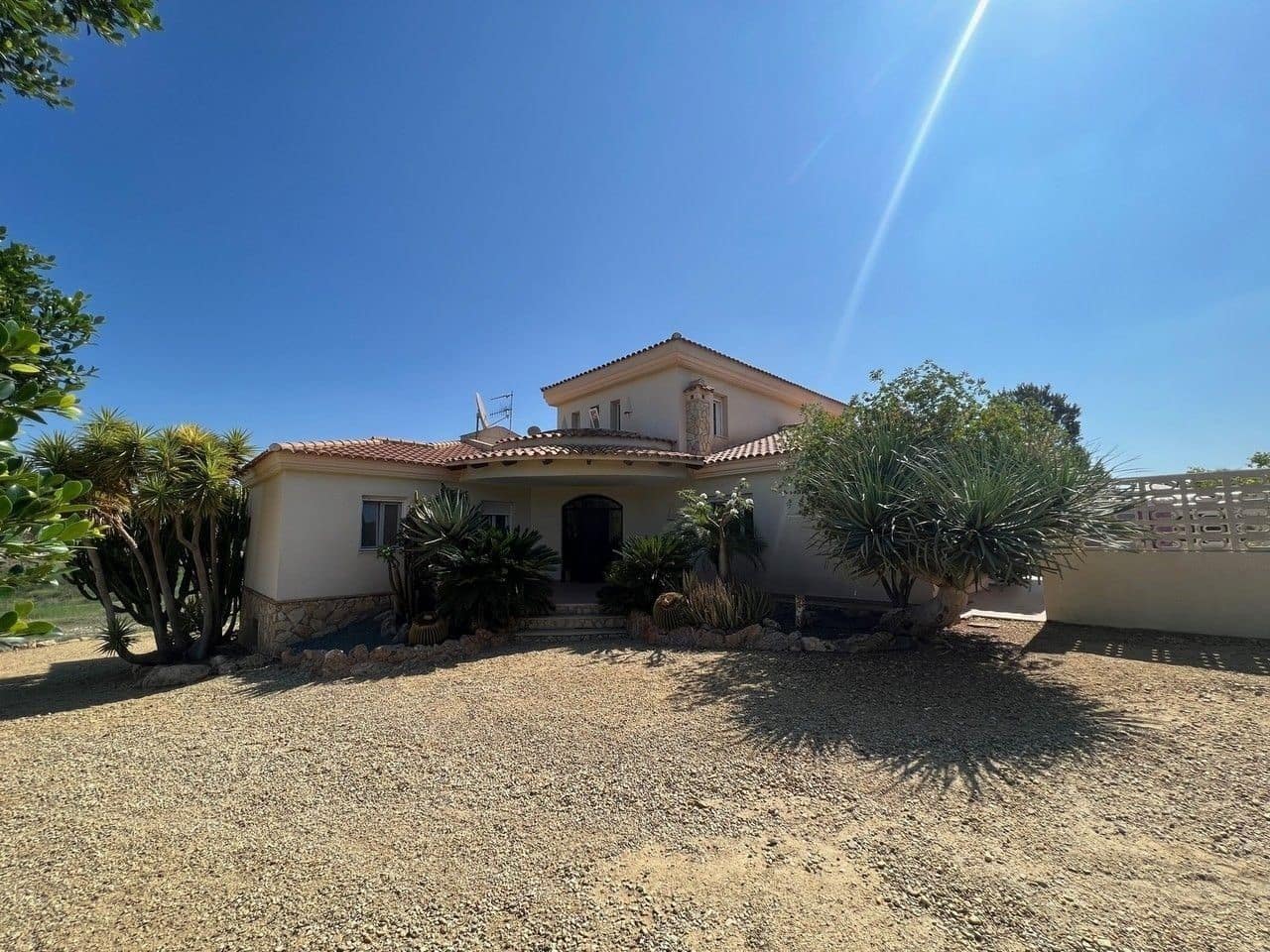 4 slaapkamer Villa te koop in Vera met zwembad garage - € 695.000 (Ref: 7447198)