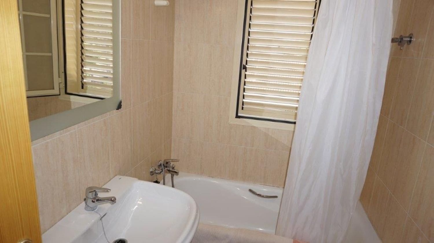 Piso de 3 habitaciones en Cuevas del Almanzora en venta - 159.000 € (Ref: 8331063)