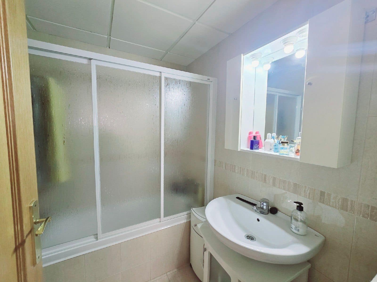 2 makuuhuone Asunto myytävänä paikassa Garrucha mukana 
autotalli - 115 000 € (Ref: 8456189)