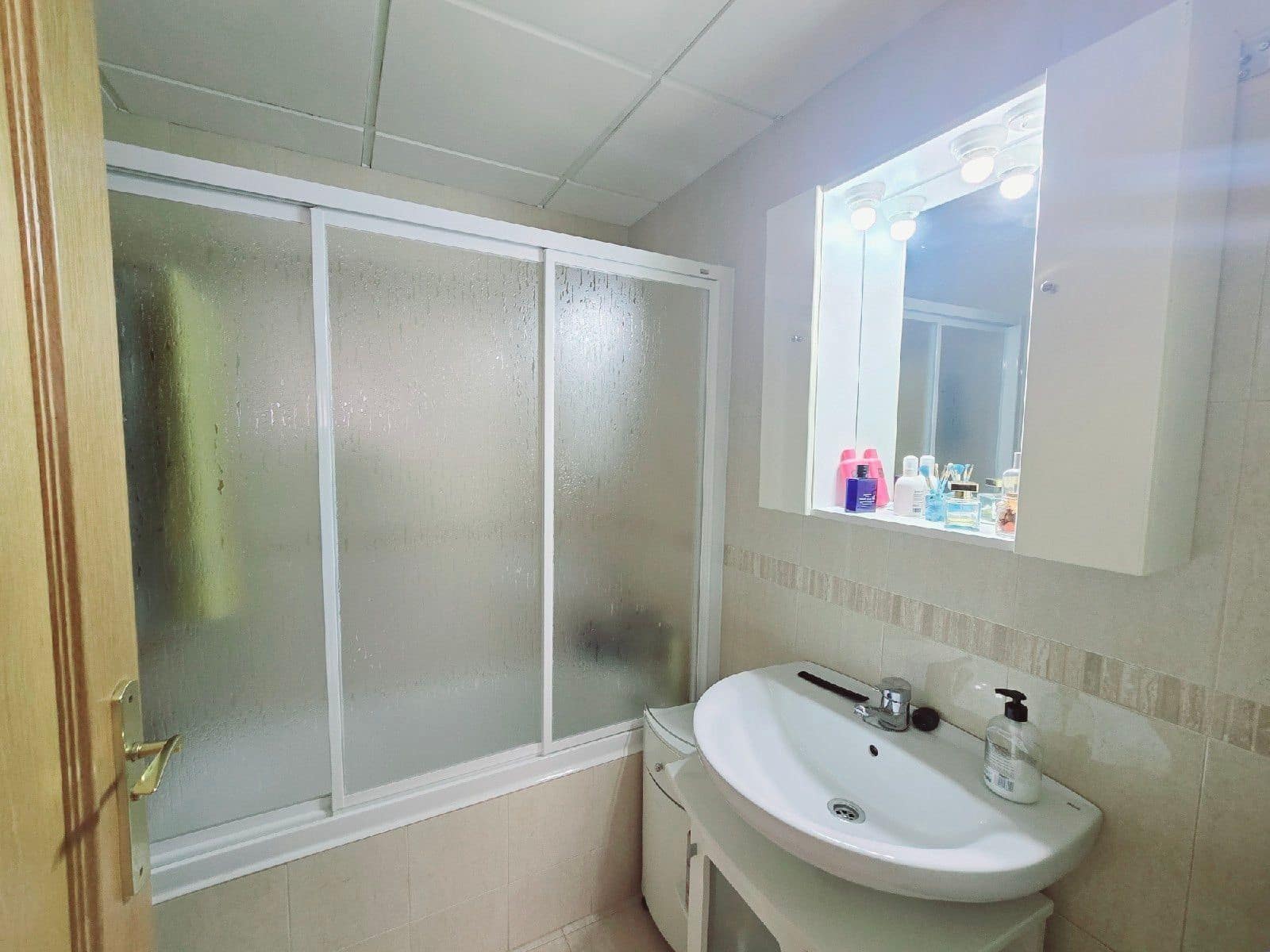 2 makuuhuone Asunto myytävänä paikassa Garrucha mukana 
autotalli - 115 000 € (Ref: 8456189)