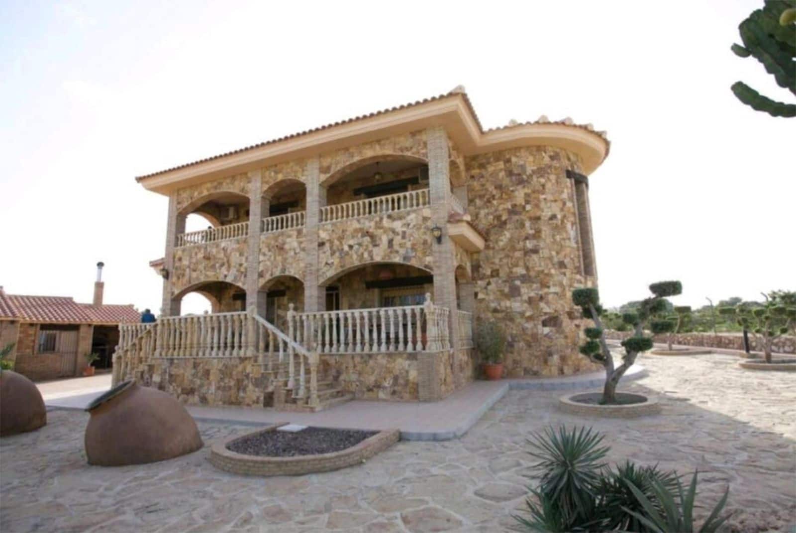 4 soverom Villa til salgs i Vera med svømmebasseng garasje - € 2 100 000 (Ref: 8692077)