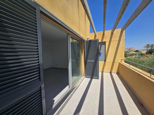 2 soveværelse Penthouse til salg i Valle del Este, Vera med swimmingpool - € 140.000 (Ref: 9059471)