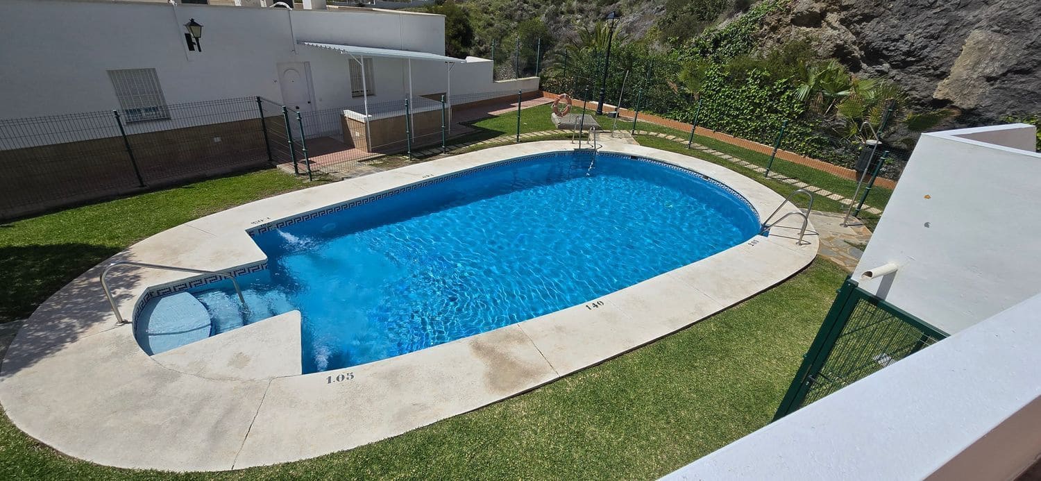 Piso de 2 habitaciones en Mojácar en venta con piscina garaje - 310.000 € (Ref: 9379777)
