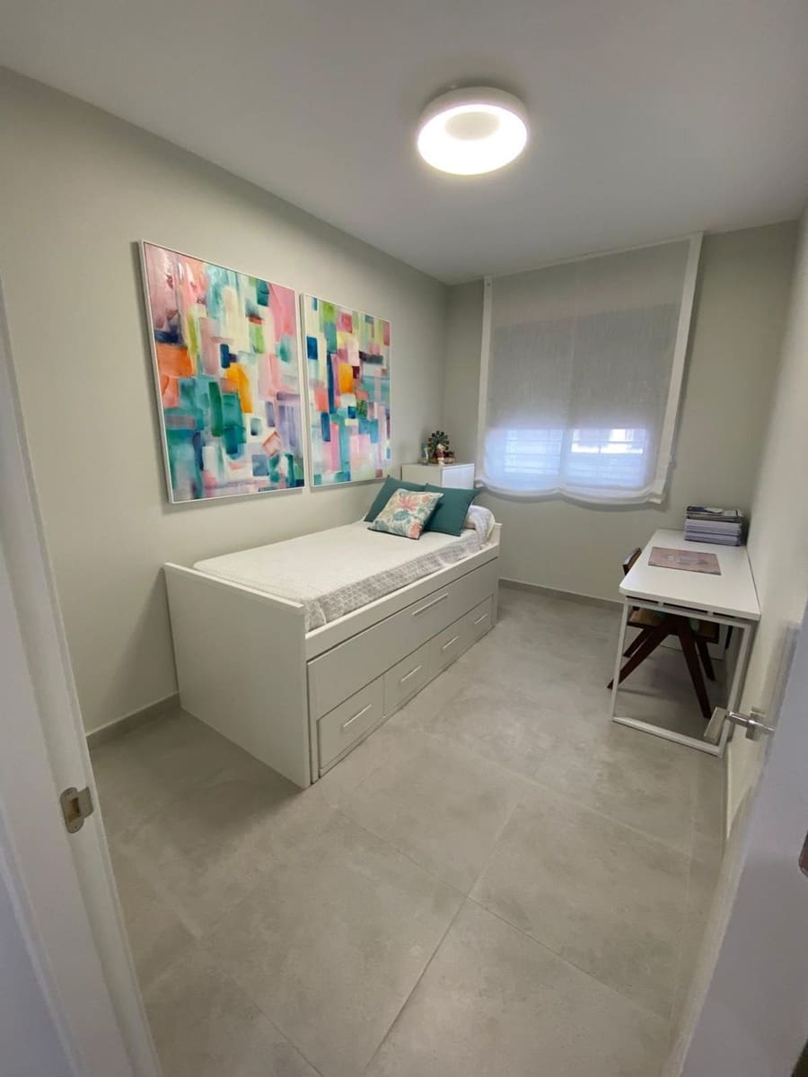 3 soveværelse Lejlighed til salg i Garrucha med swimmingpool garage - € 280.000 (Ref: 9379783)