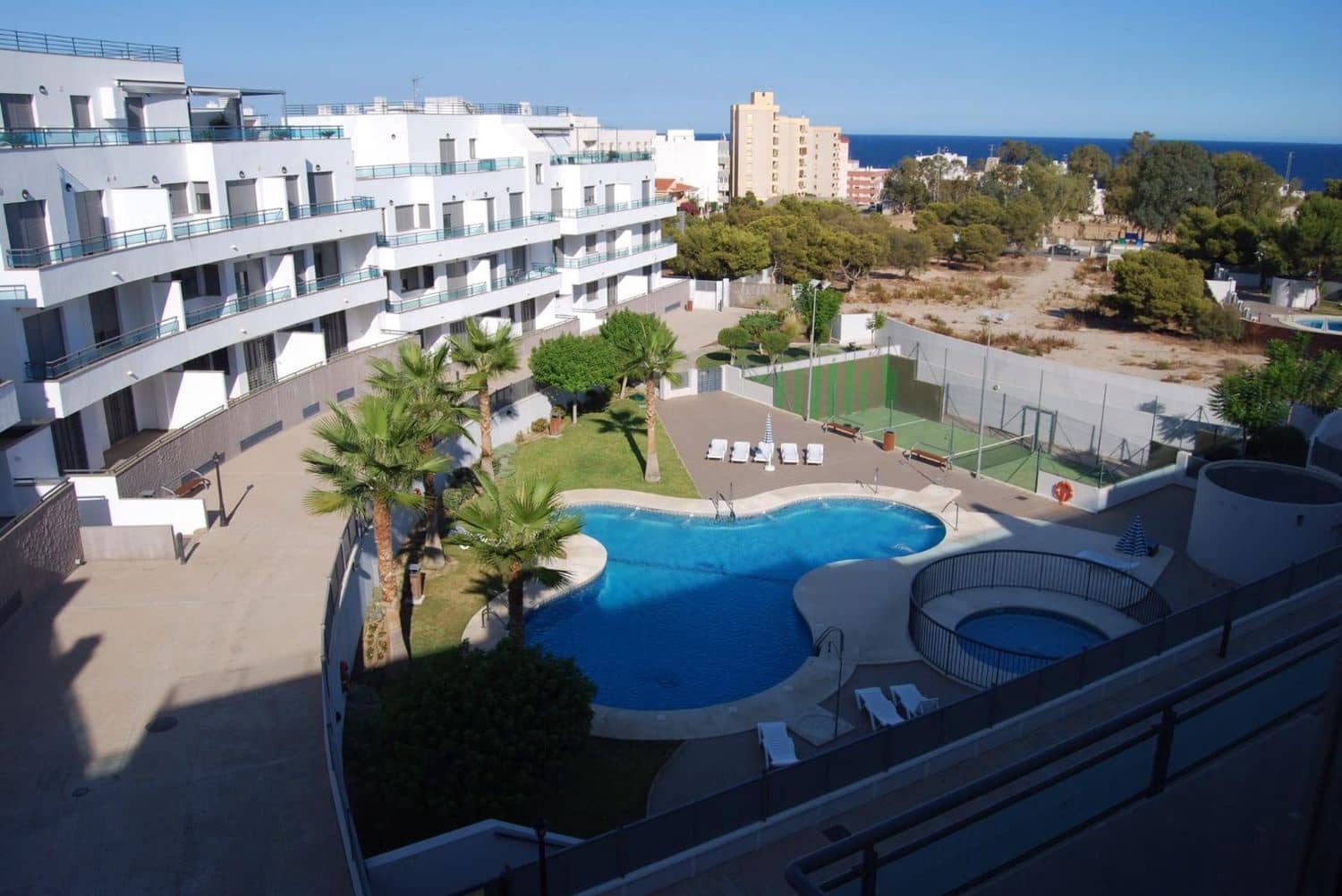 3 soveværelse Lejlighed til salg i Garrucha med swimmingpool garage - € 280.000 (Ref: 9379783)