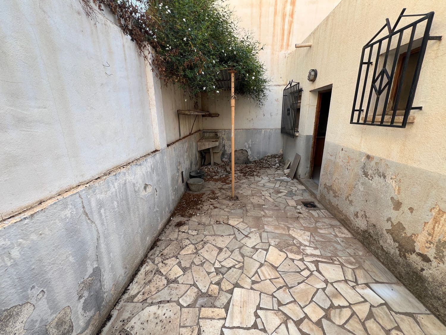 4 soverom Villa til salgs i Garrucha med garasje - € 175 000 (Ref: 9379786)