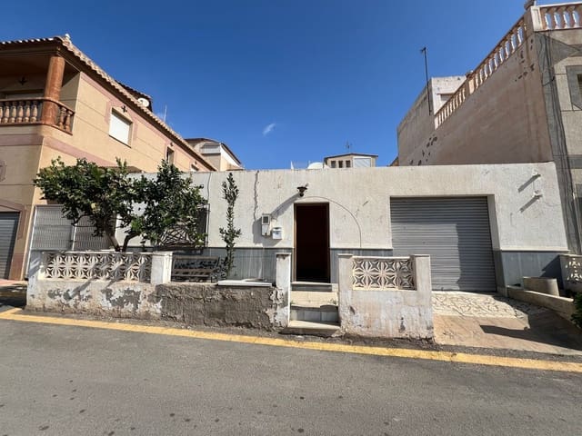 4 soverom Villa til salgs i Garrucha med garasje - € 175 000 (Ref: 9379786)