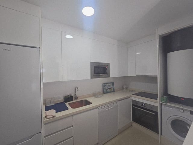 Piso de 3 habitaciones en Garrucha en venta con piscina garaje - 260.000 € (Ref: 9379797)