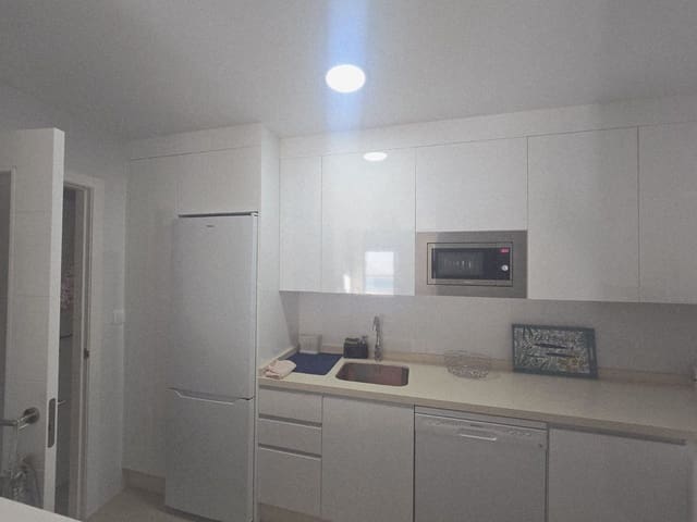 Piso de 3 habitaciones en Garrucha en venta con piscina garaje - 260.000 € (Ref: 9379797)