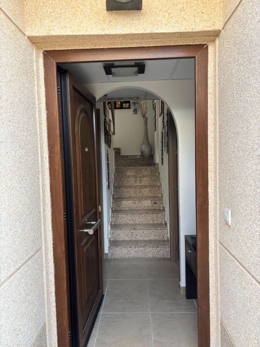 Chalet de 3 habitaciones en Pulpí en venta con piscina garaje - 447.000 € (Ref: 9379808)