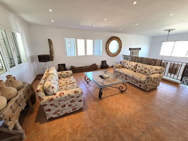 3 Zimmer Villa zu verkaufen in Mojácar mit Pool Garage - 550.000 € (Ref: 9379810)