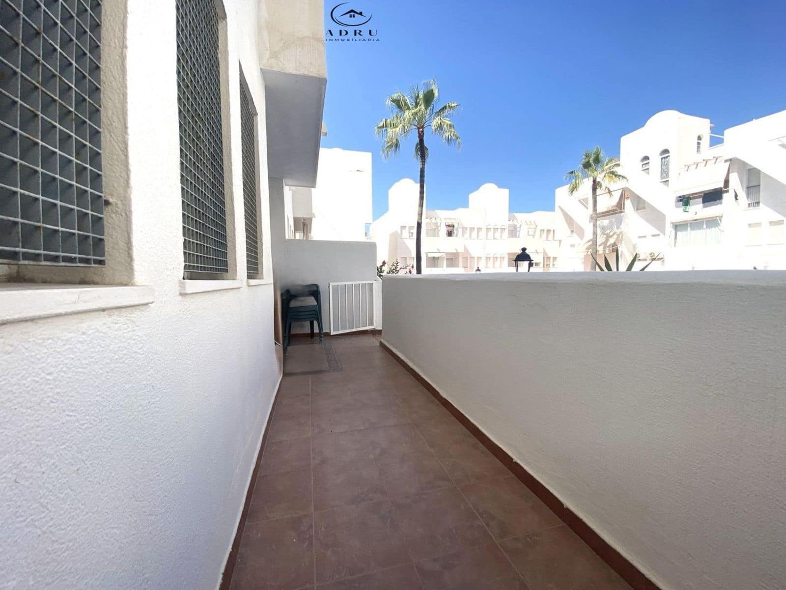 2 soverom Leilighet til salgs i Garrucha med svømmebasseng garasje - € 170 000 (Ref: 9379813)