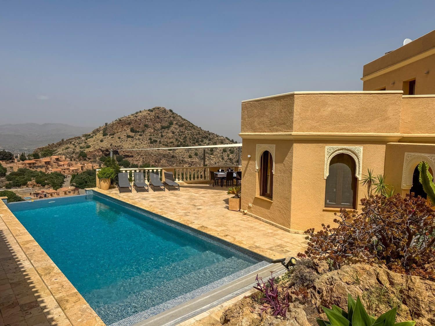 4 soverom Villa til salgs i Turre med svømmebasseng garasje - € 899 950 (Ref: 9379819)