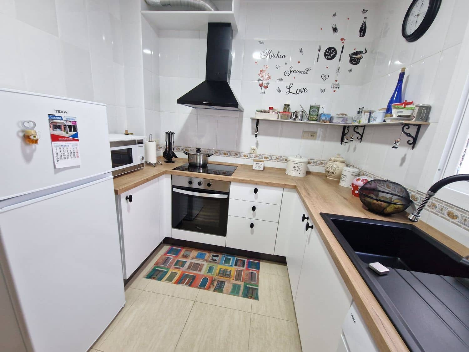 Piso de 3 habitaciones en Turre en venta con piscina - 126.000 € (Ref: 9379845)