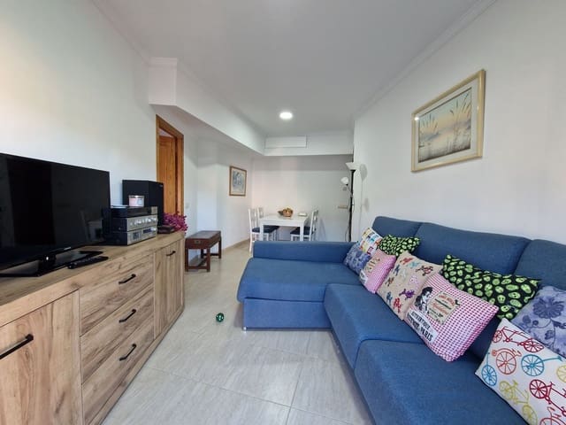 Piso de 3 habitaciones en Turre en venta con piscina - 126.000 € (Ref: 9379845)