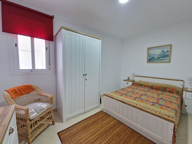 Piso de 3 habitaciones en Turre en venta con piscina - 126.000 € (Ref: 9379845)