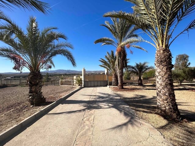 3 quarto Moradia para venda em Vera Ciudad, Vera com piscina garagem - 395 000 € (Ref: 9379849)