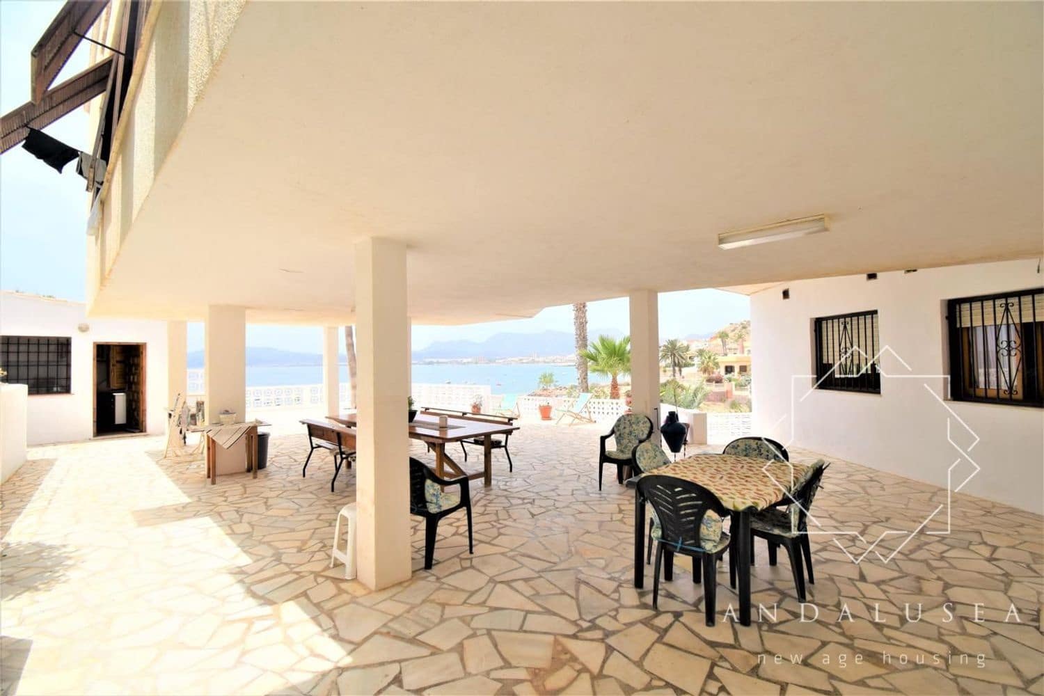 8 Zimmer Villa zu verkaufen in San Juan de los Terreros - 1.100.000 € (Ref: 9384032)