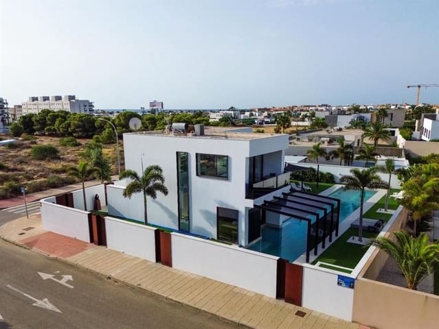 3 quarto Moradia para venda em Puerto Vera - Las Salinas, Vera com piscina garagem - 895 000 € (Ref: 9384034)