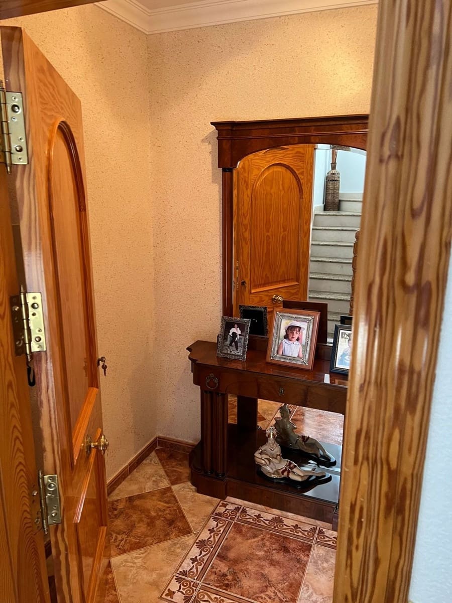 3 soveværelse Villa til salg i Turre med garage - € 320.000 (Ref: 9400081)