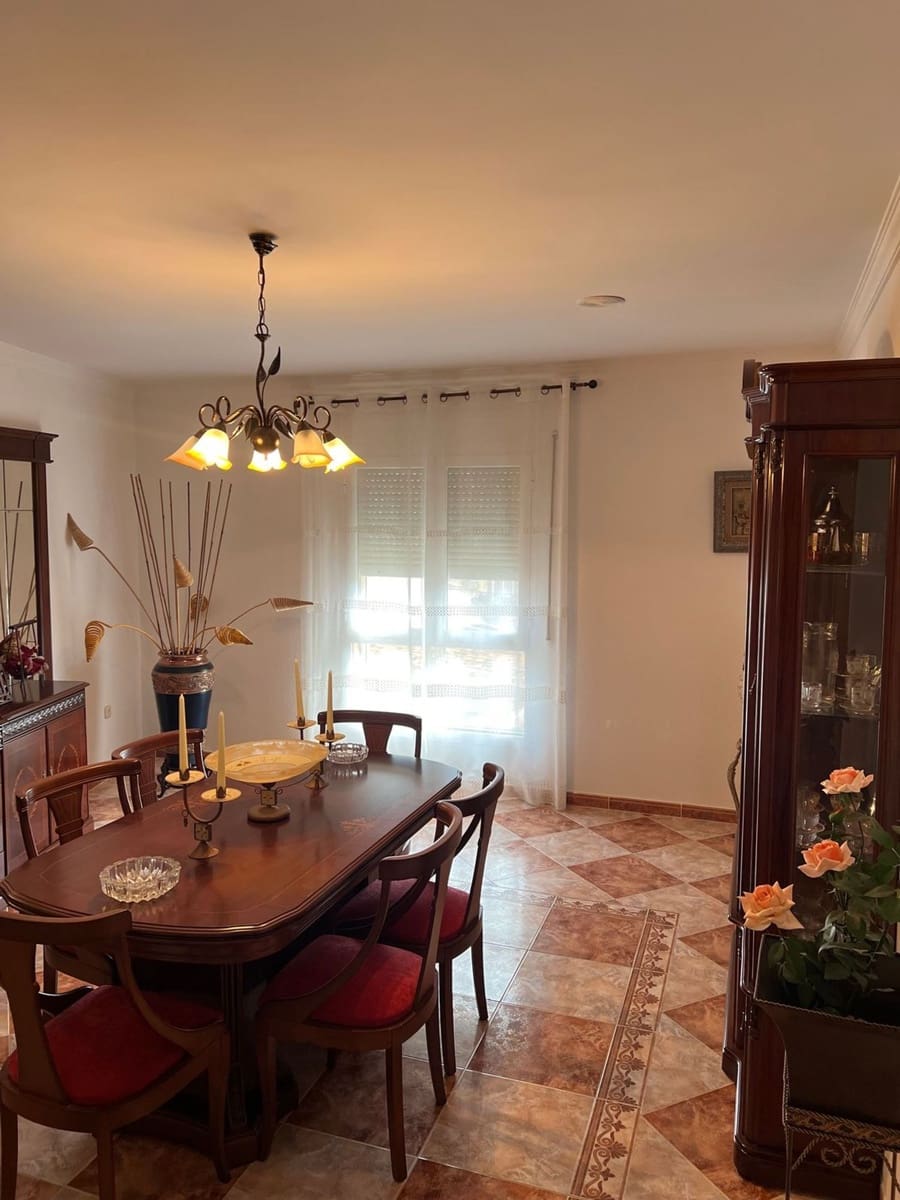 3 soveværelse Villa til salg i Turre med garage - € 320.000 (Ref: 9400081)