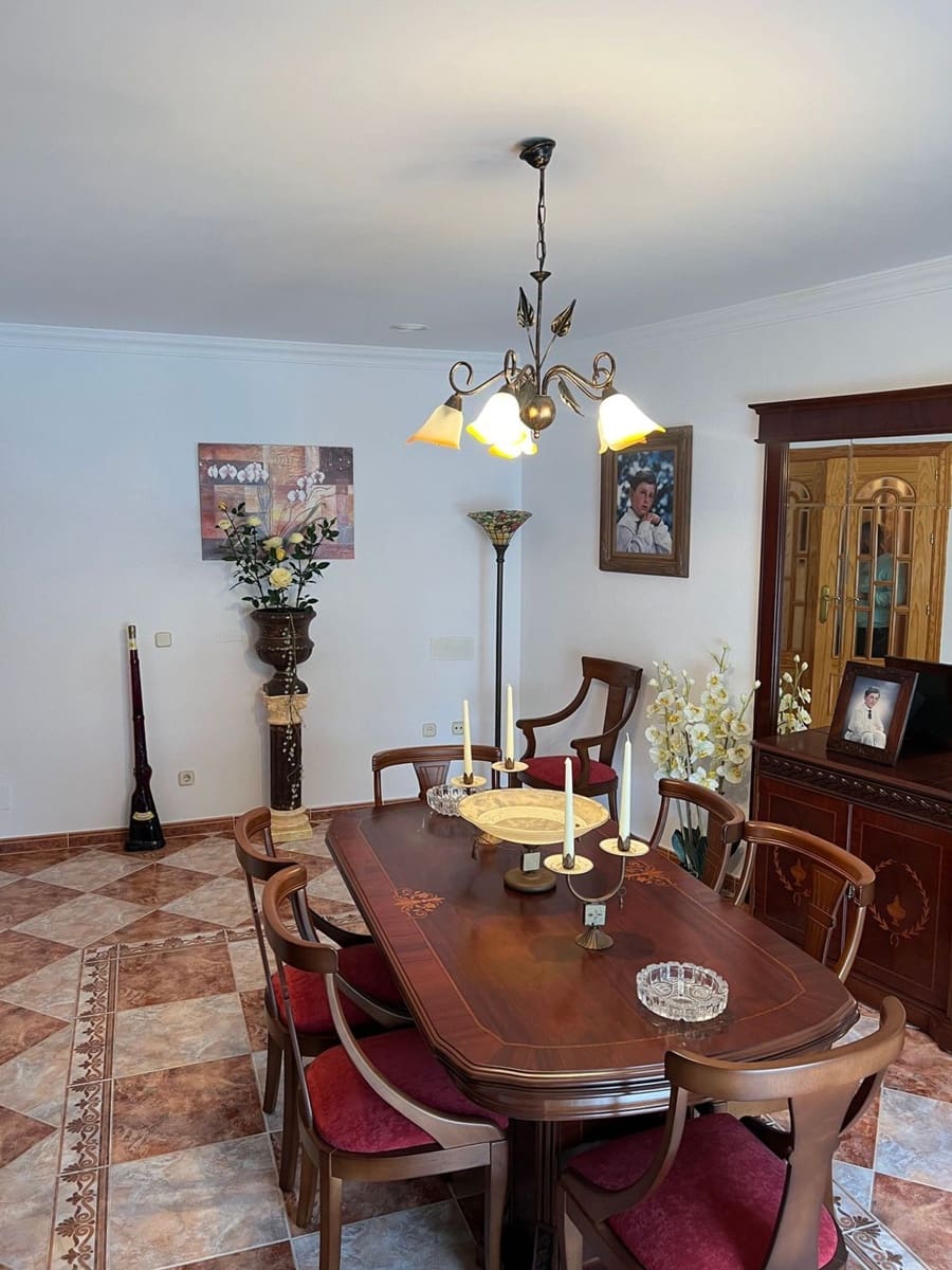 3 soveværelse Villa til salg i Turre med garage - € 320.000 (Ref: 9400081)