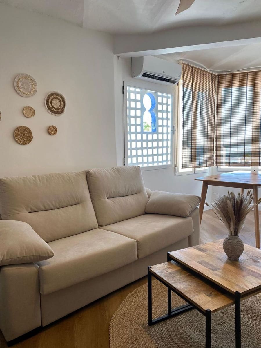 1 bedroom Penthouse for sale in Mojacar with pool - € 150,000 (Ref: 9400083)