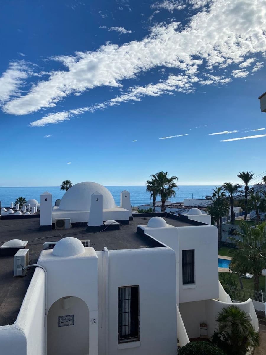 1 bedroom Penthouse for sale in Mojacar with pool - € 150,000 (Ref: 9400083)