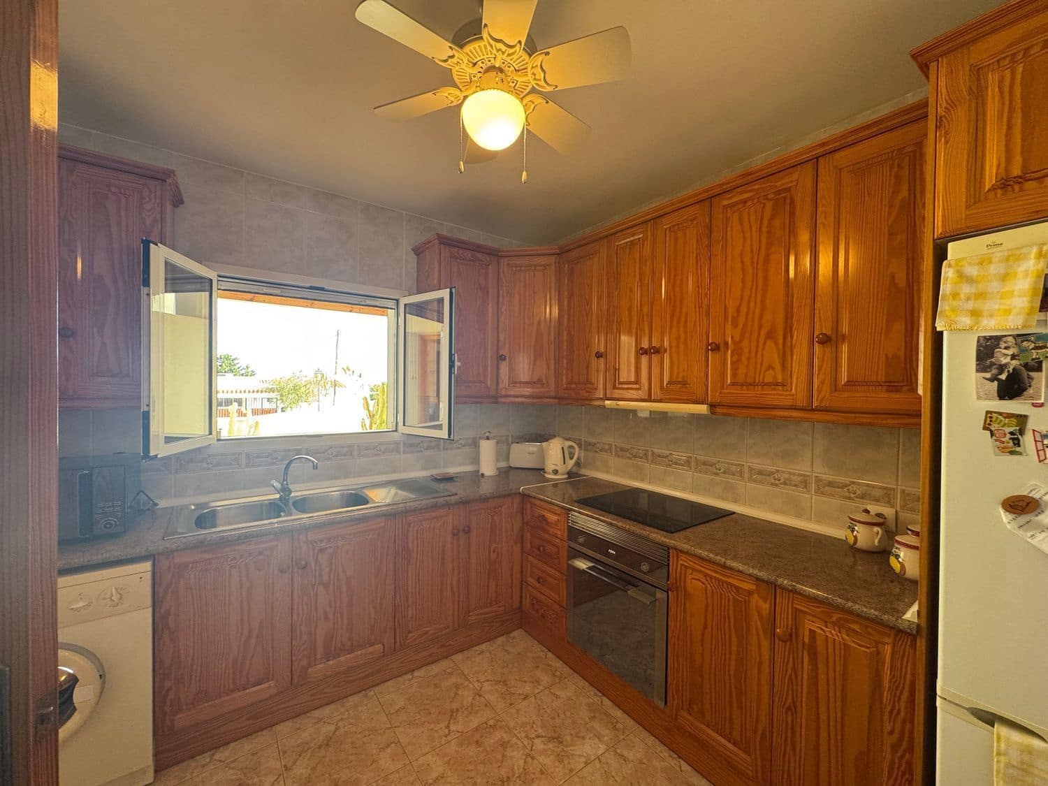 3 chambre Villa/Maison à vendre à Mojacar avec piscine garage - 360 000 € (Ref: 9402946)