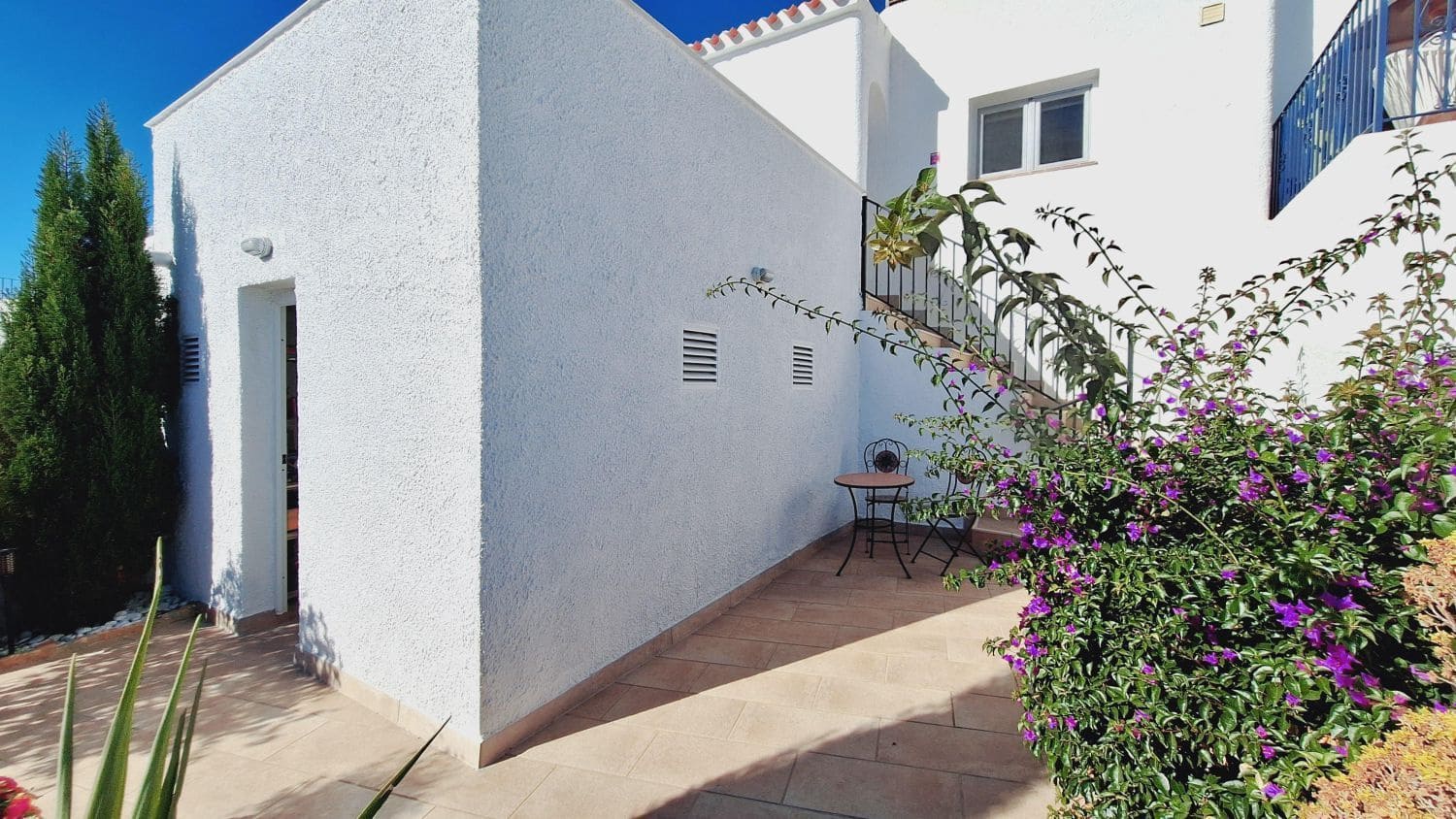 3 soverom Hus til salgs i Mojacar med svømmebasseng garasje - € 325 000 (Ref: 9402949)