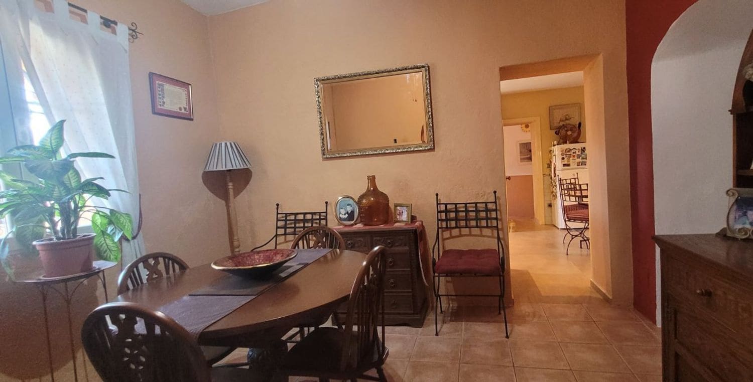 3 bedroom Villa for sale in Cuevas del Almanzora with garage - € 199,950 (Ref: 9405912)