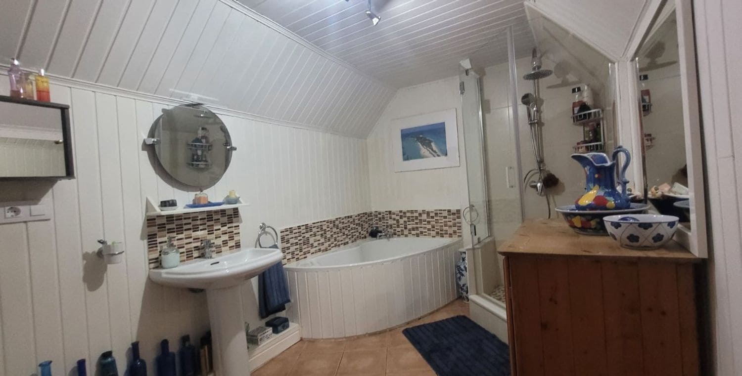 3 bedroom Villa for sale in Cuevas del Almanzora with garage - € 199,950 (Ref: 9405912)