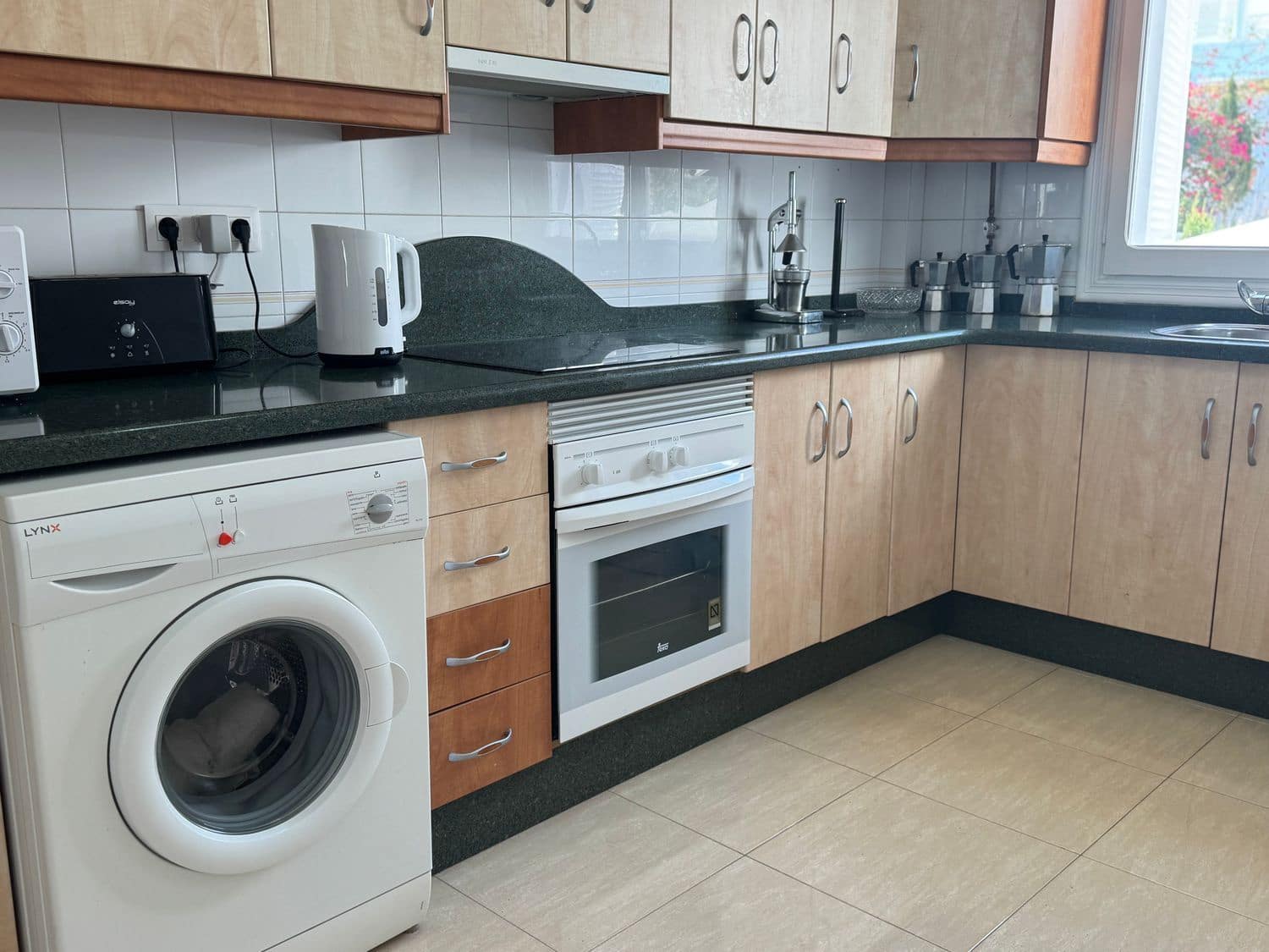 3 soveværelse Byhus til salg i Mojacar med swimmingpool garage - € 325.000 (Ref: 9410406)