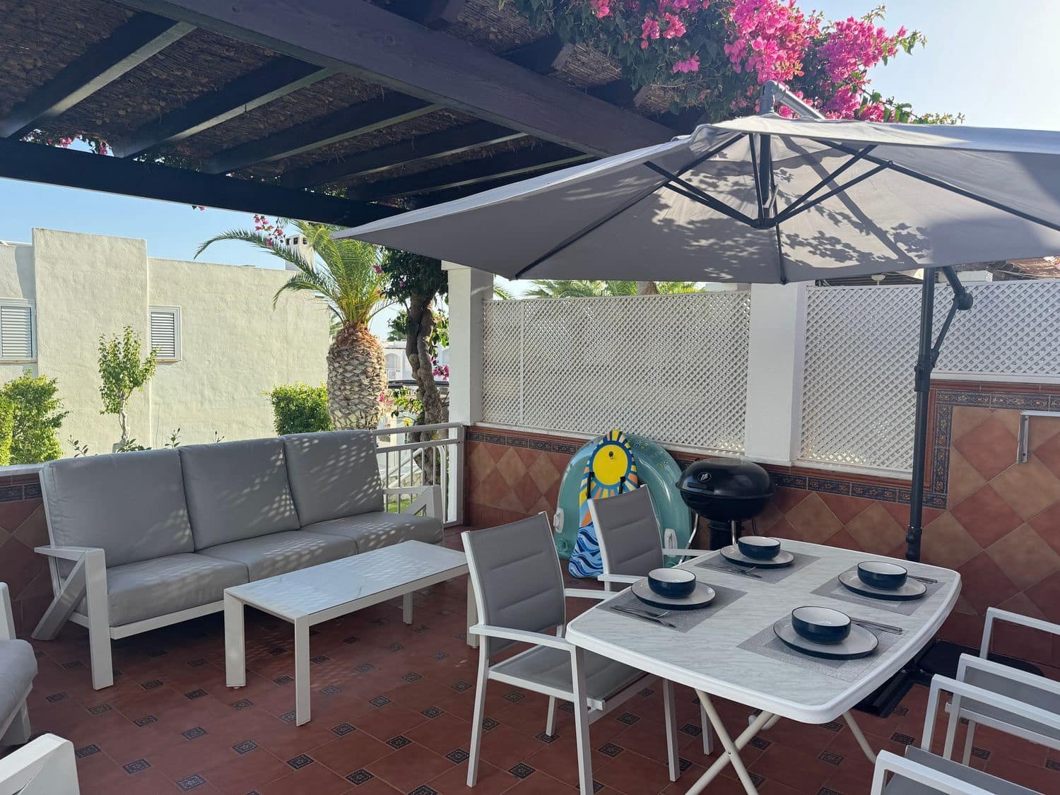 3 soveværelse Byhus til salg i Mojacar med swimmingpool garage - € 325.000 (Ref: 9410406)