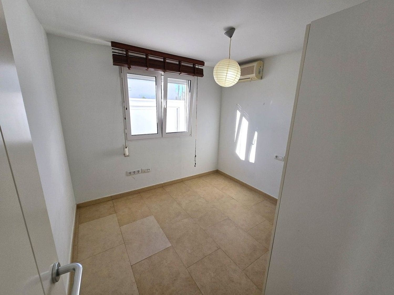 4 sypialnia Willa na sprzedaż w Vera z basenem garażem - 595 000 € (Ref: 9413429)