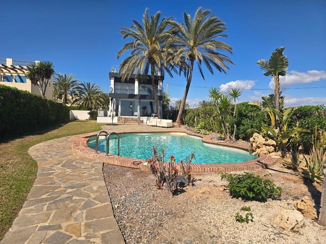 5 makuuhuone Huvila myytävänä paikassa Cala Marqués, Vera mukana uima-altaan - 1 100 000 € (Ref: 9417671)