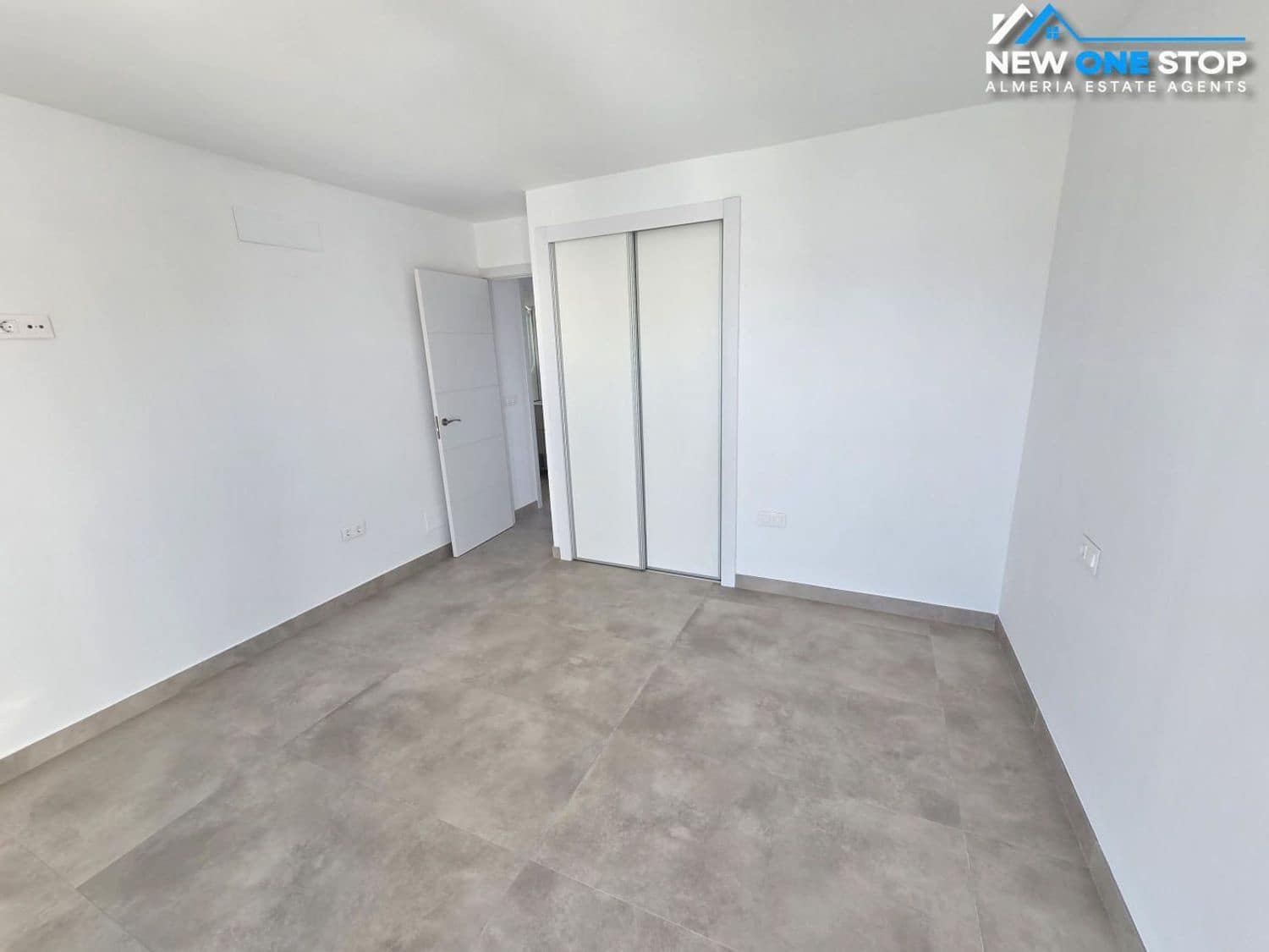 4 sypialnia Willa na sprzedaż w Mojacar z garażem - 445 000 € (Ref: 9426261)