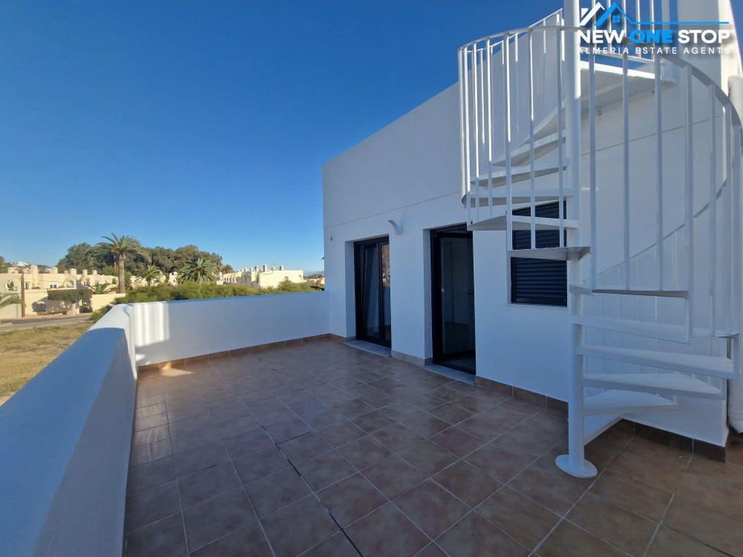 4 sypialnia Willa na sprzedaż w Mojacar z garażem - 445 000 € (Ref: 9426261)