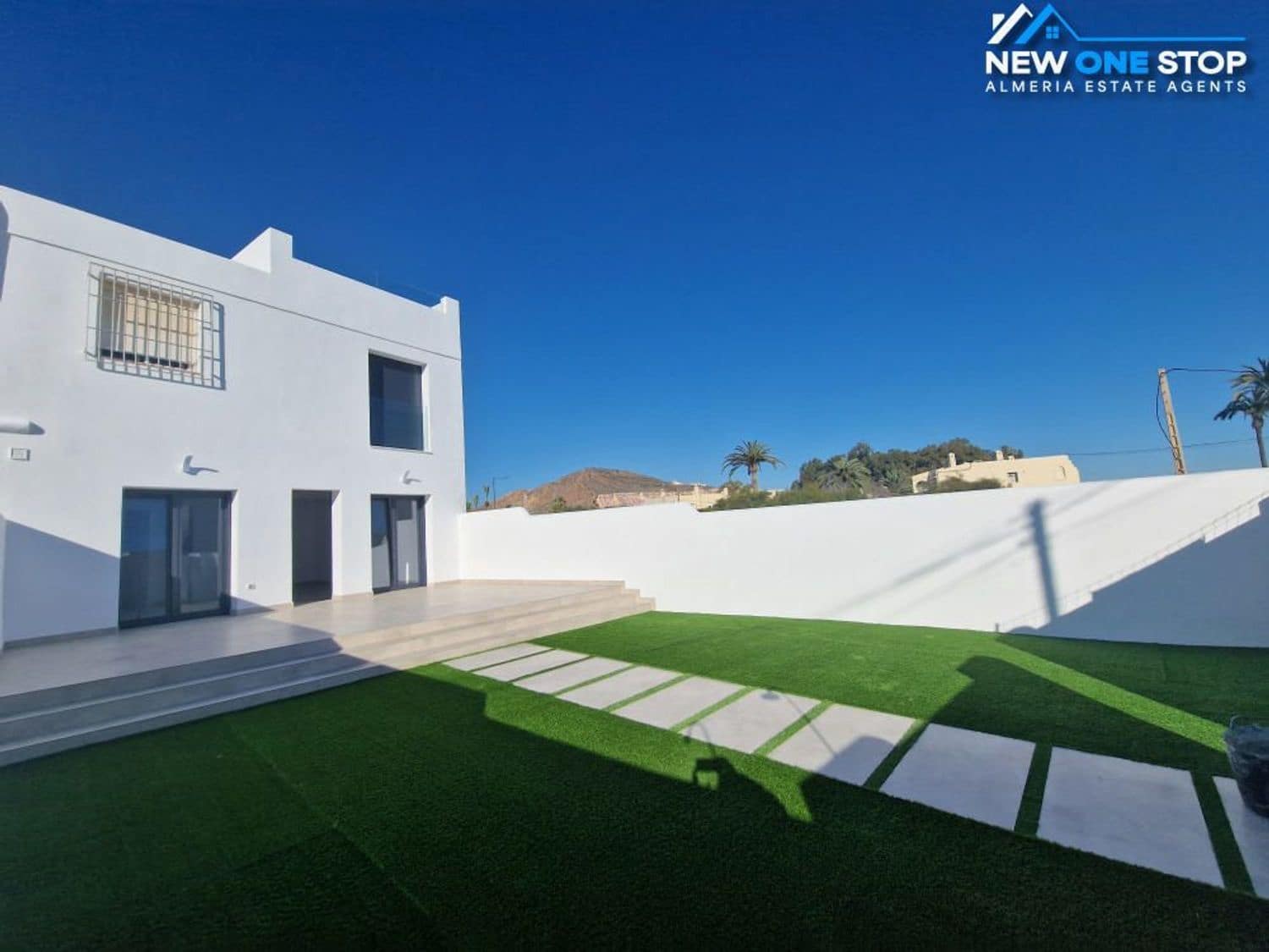 4 sypialnia Willa na sprzedaż w Mojacar z garażem - 445 000 € (Ref: 9426261)