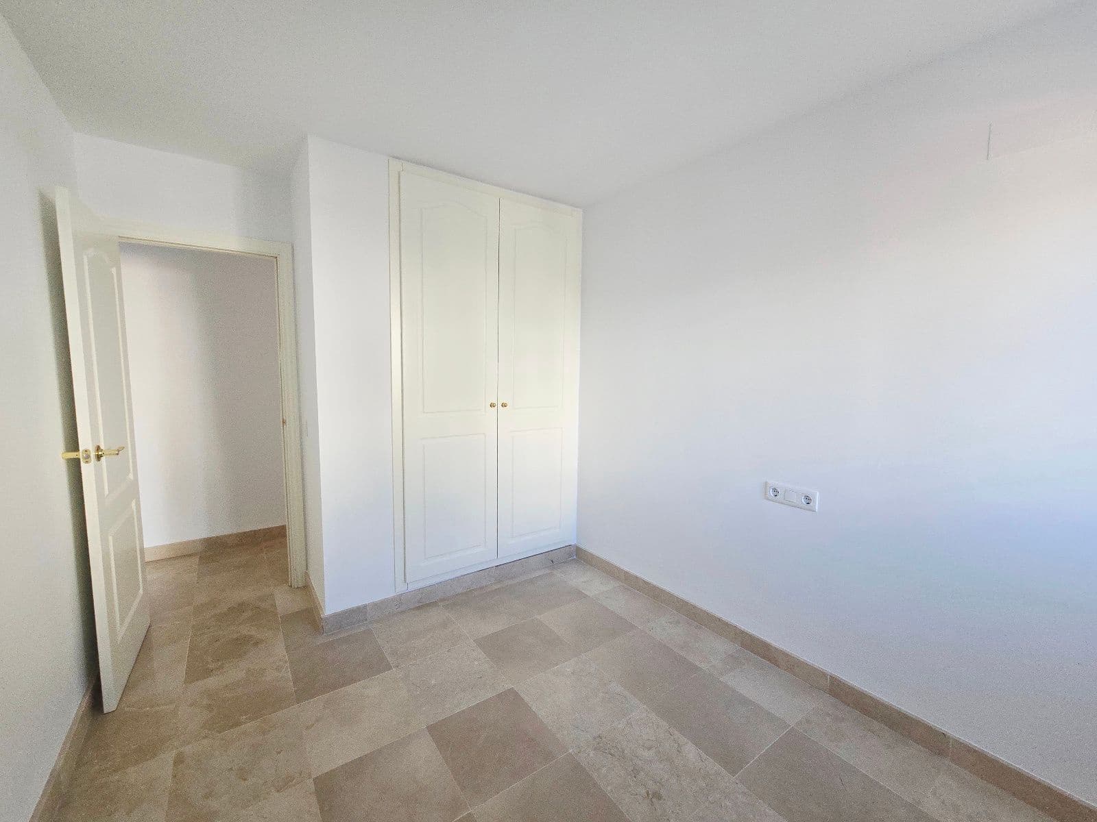 2 soverom Leilighet til salgs i Mojacar med svømmebasseng garasje - € 180 000 (Ref: 9430840)