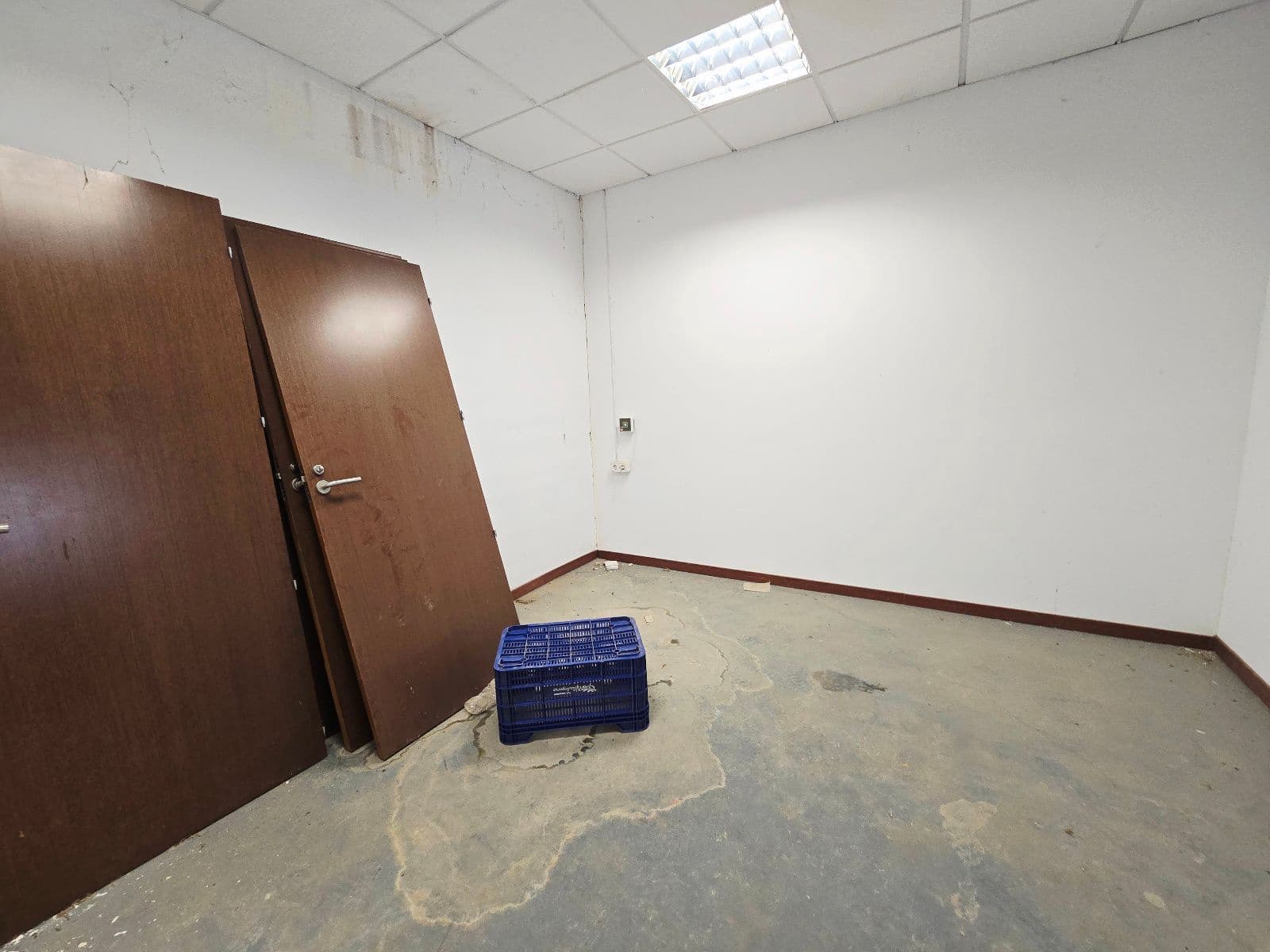 Commercial for rent in Los Gallardos - € 2,500 (Ref: 9432465)