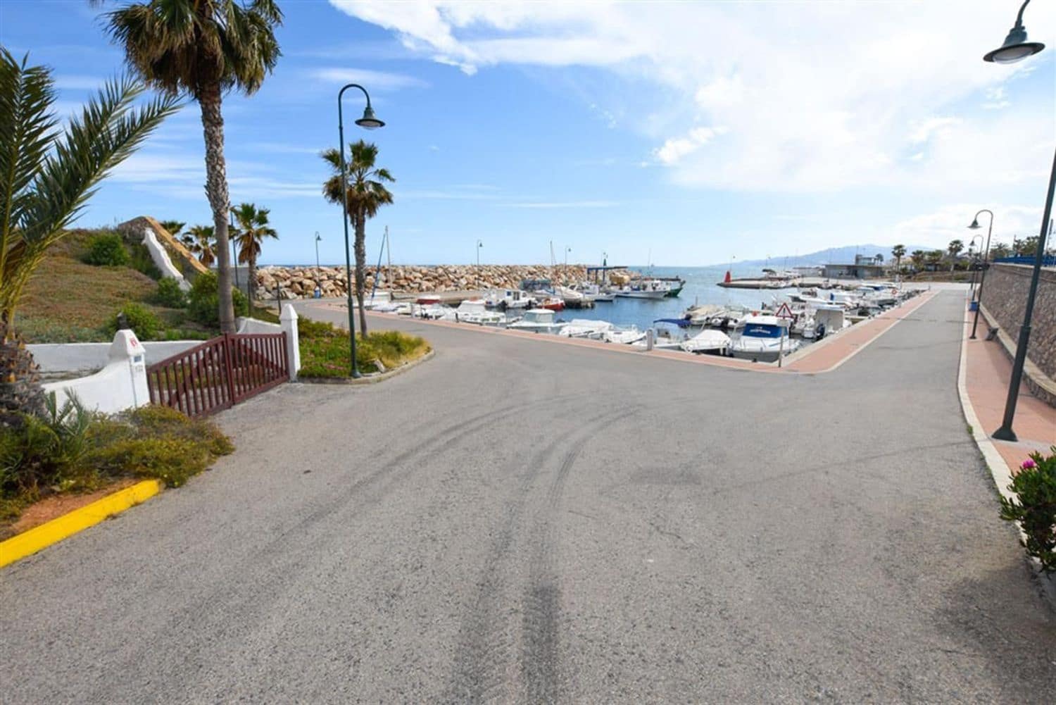 Ático de 2 habitaciones en Cuevas del Almanzora en venta con piscina garaje - 118.900 € (Ref: 9438083)