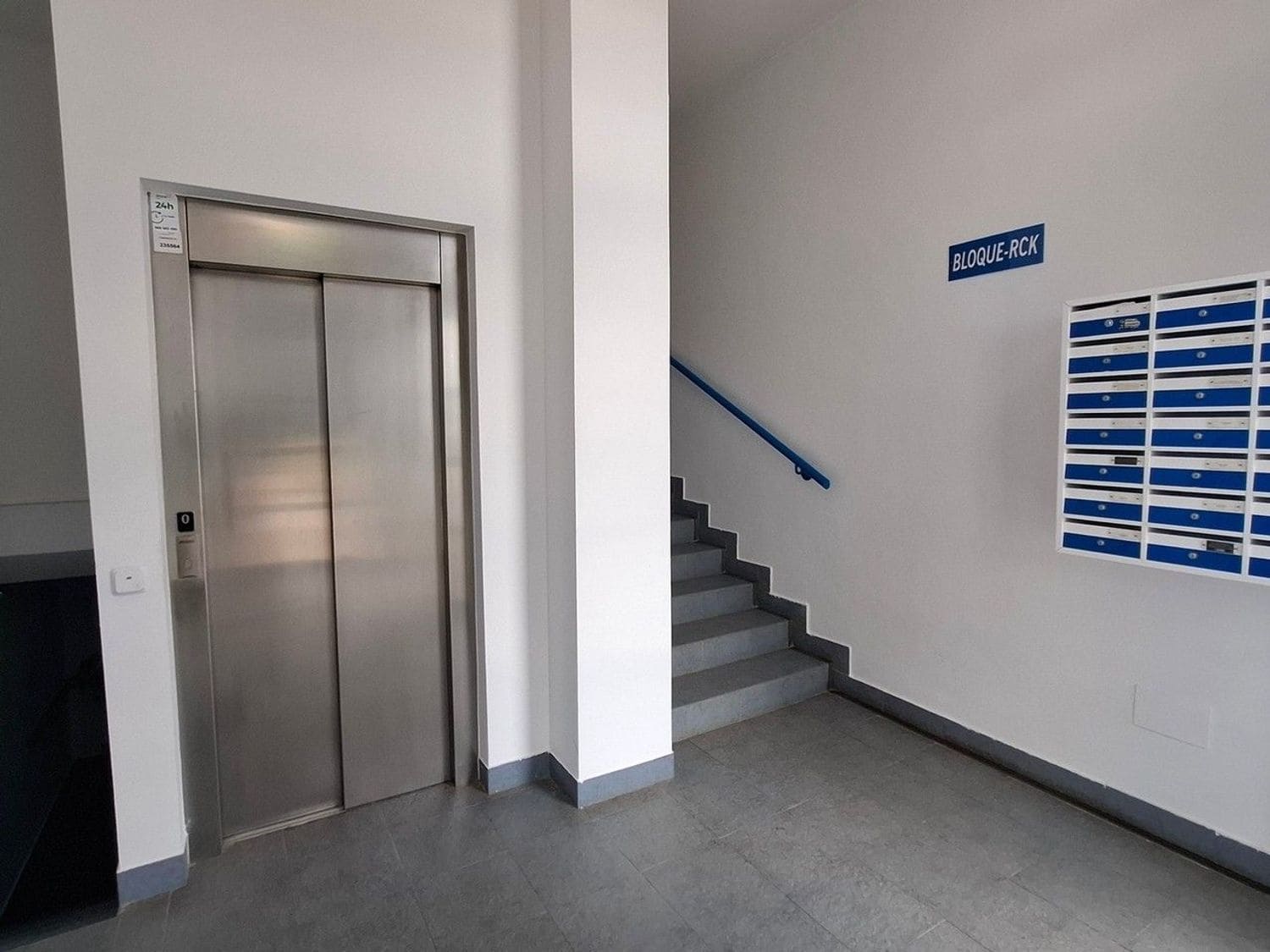 3 slaapkamer Flat te koop in Garrucha met zwembad garage - € 185.000 (Ref: 9438902)