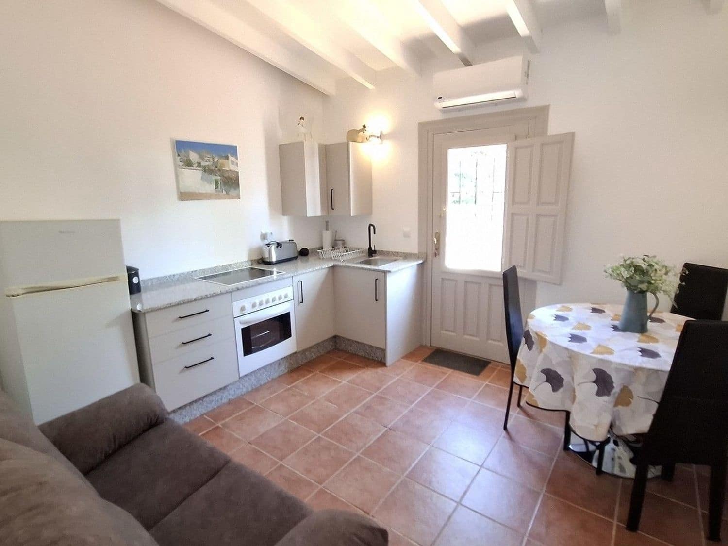 6 soveværelse Villa til salg i Almeria by med swimmingpool garage - € 575.000 (Ref: 9441967)