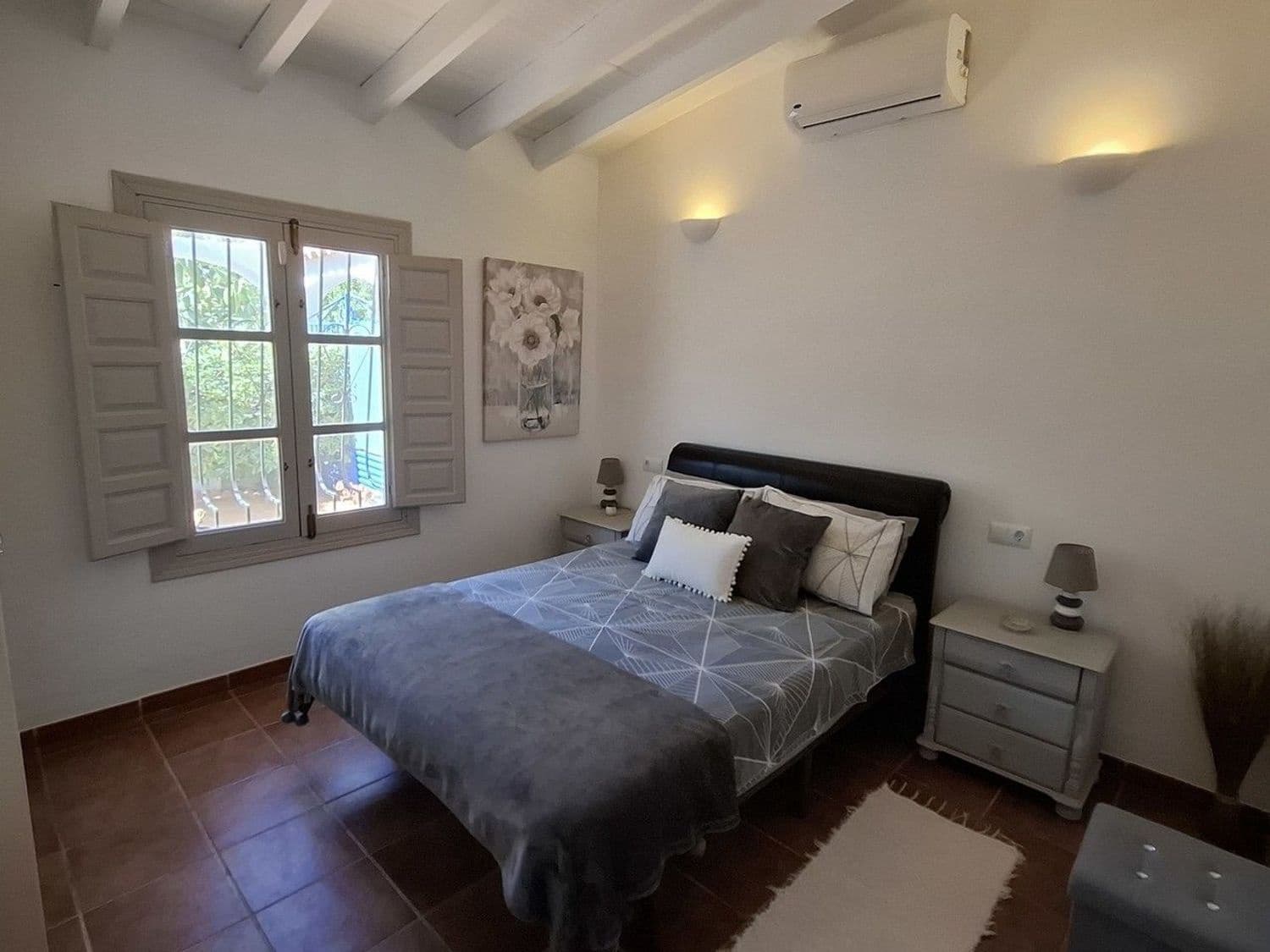 6 soveværelse Villa til salg i Almeria by med swimmingpool garage - € 575.000 (Ref: 9441967)