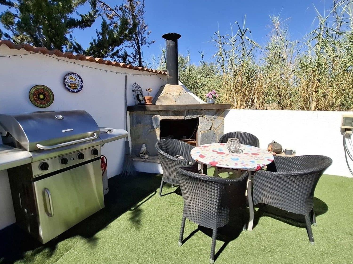 6 soveværelse Villa til salg i Almeria by med swimmingpool garage - € 575.000 (Ref: 9441967)